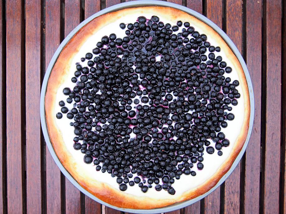 Perinteinen mustikkapiirakka