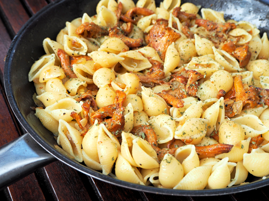 Yksinkertainen Kanttarellipasta