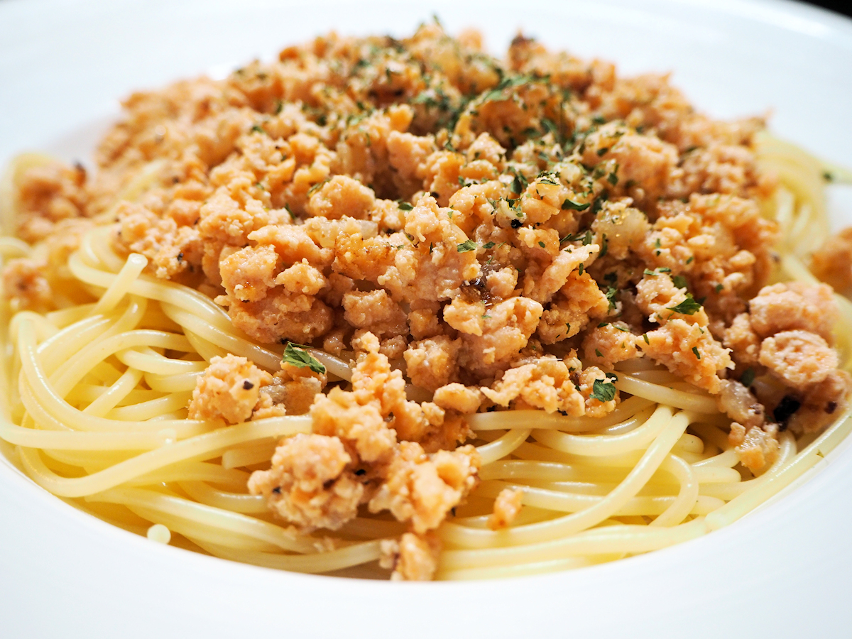 Testissä:  SJØ Lohi&nbsp;Jauheliha